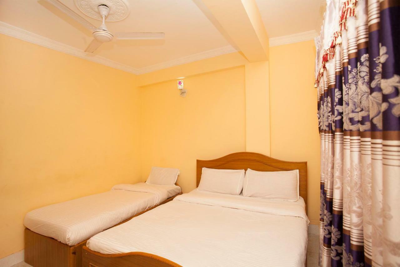 Spot On 397 Hotel Triveni Guest House Kathmandu Exteriör bild