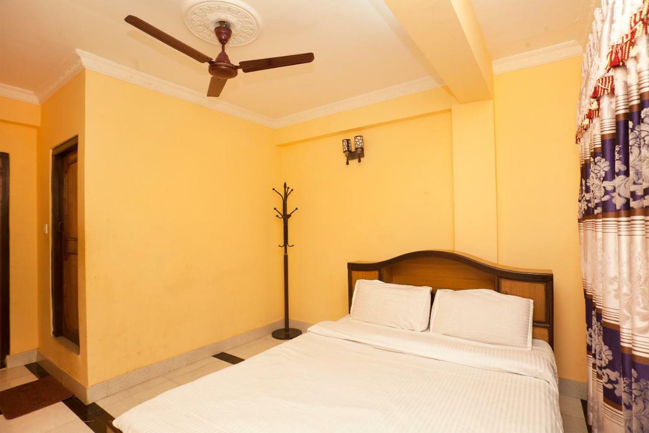 Spot On 397 Hotel Triveni Guest House Kathmandu Exteriör bild